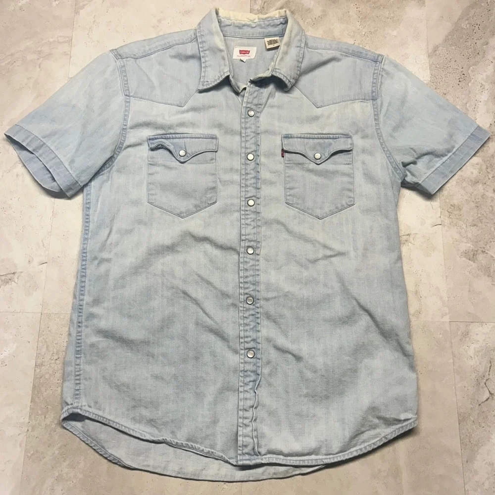 Levis Western Shirt Light Wash Blue Mens Medium Short Sleeve Pearl Snap 0331